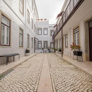 Charming In Private At Graca Lisbon