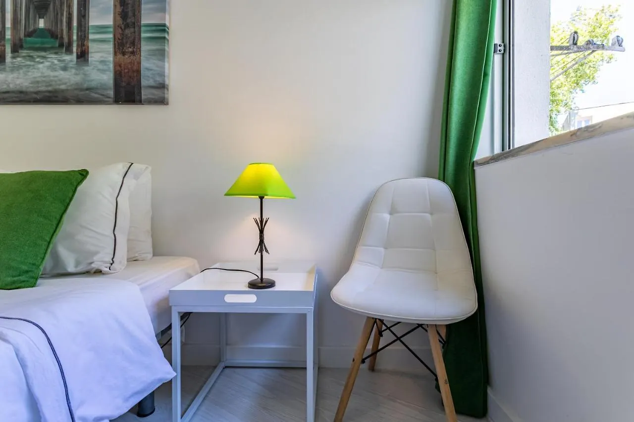 Encarnacao Home 2 Lisbon Apartment